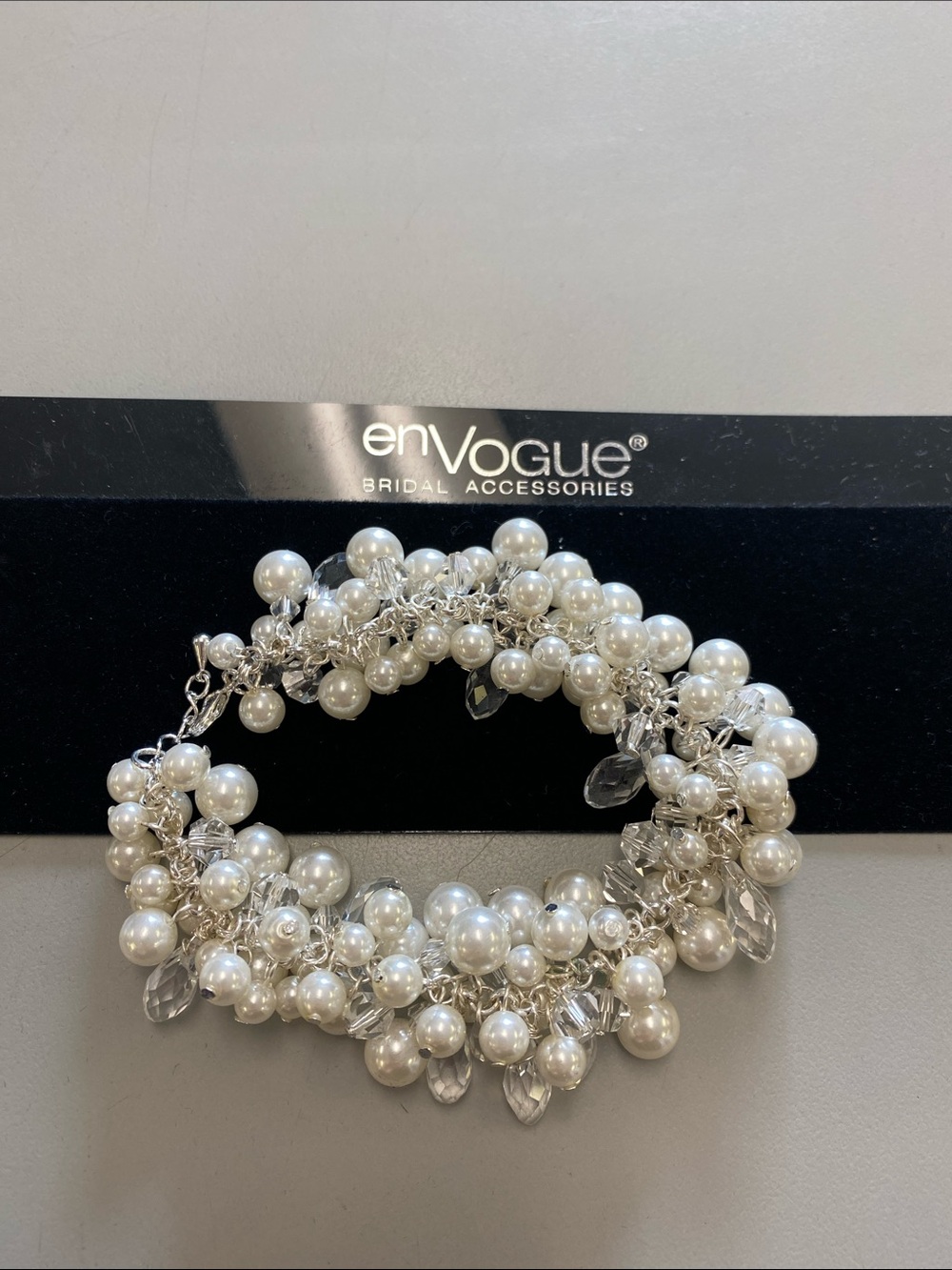 Envogue White Pearl and Crystal Cluster Bracelet